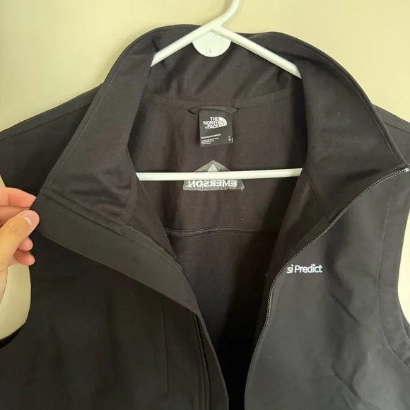 *Branded* Men’s The North Face Castle Rock Black and Gray Soft Shell Vest Size L - Picture 5 of 9